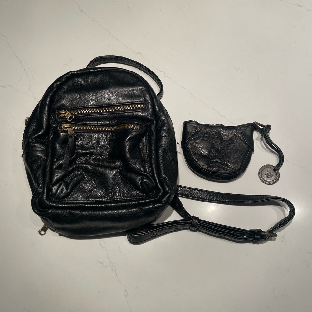 Wanderer Black Backpack
